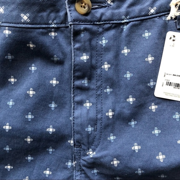 A.n.a. Blue Mid Rise Twill Shorts 16 - Picture 6 of 8